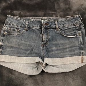 Low/regular rise denim shorts